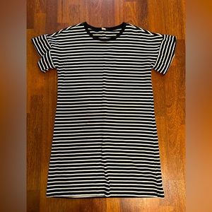Old Navy Dress - Size Medium